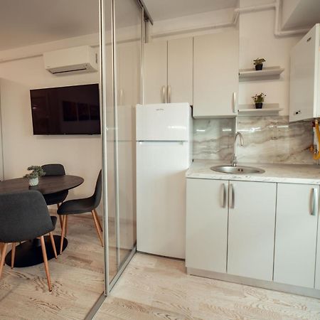 Cozy Accommodation Central City - 雅西 外观 照片