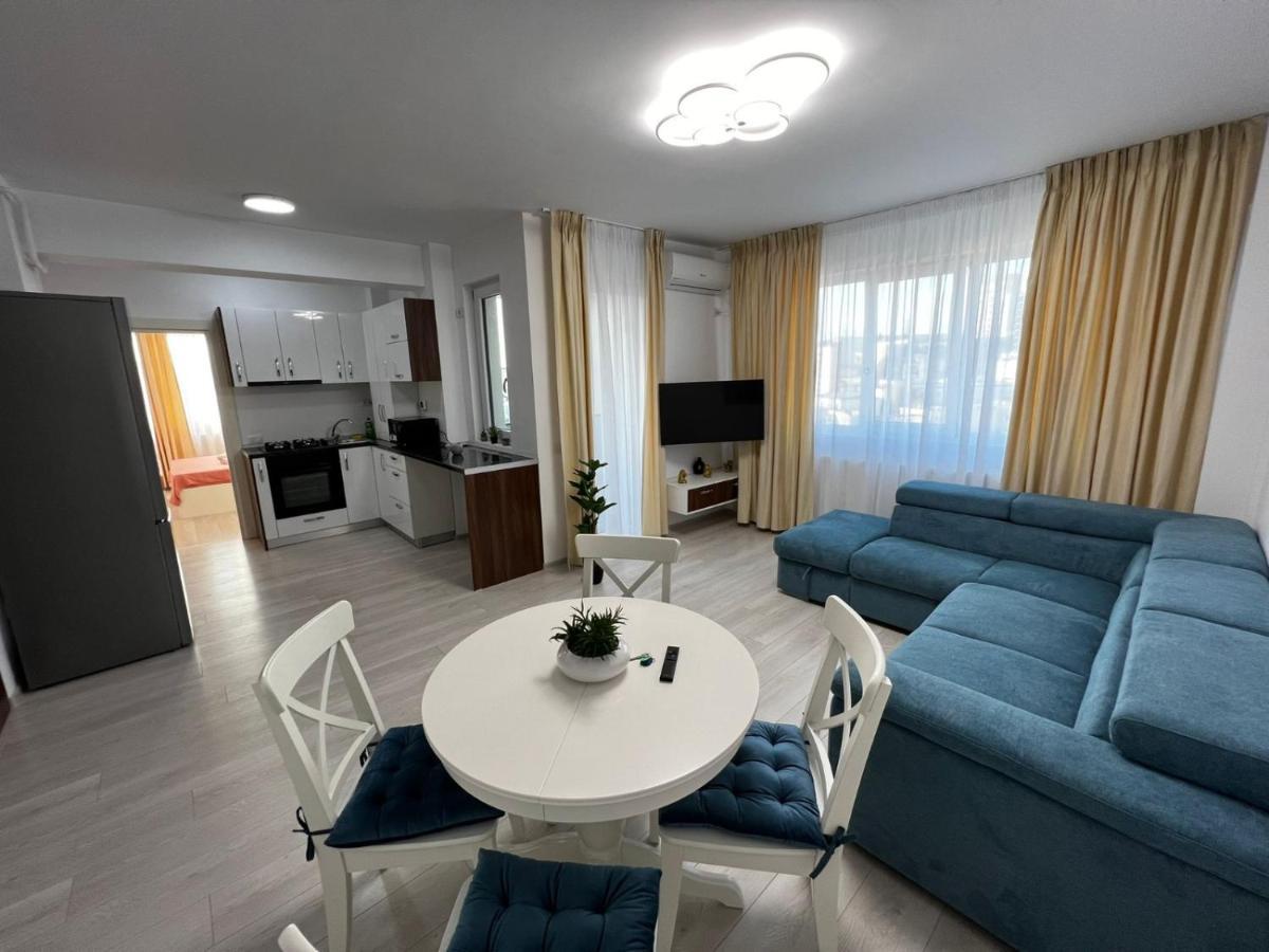 Cozy Accommodation Central City - 雅西 外观 照片