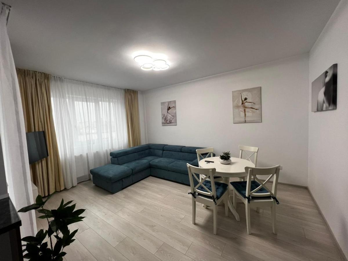 Cozy Accommodation Central City - 雅西 外观 照片