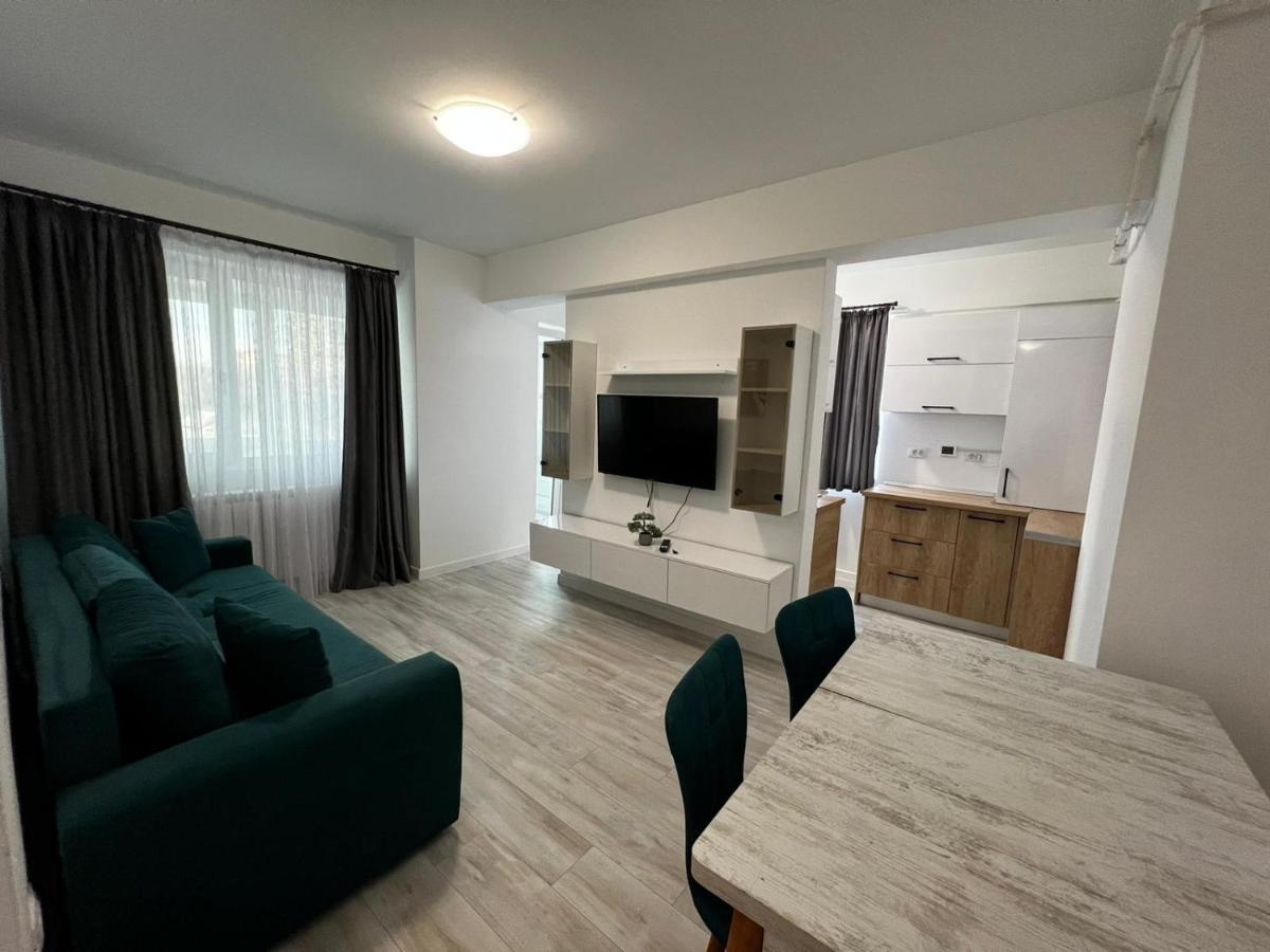 Cozy Accommodation Central City - 雅西 外观 照片