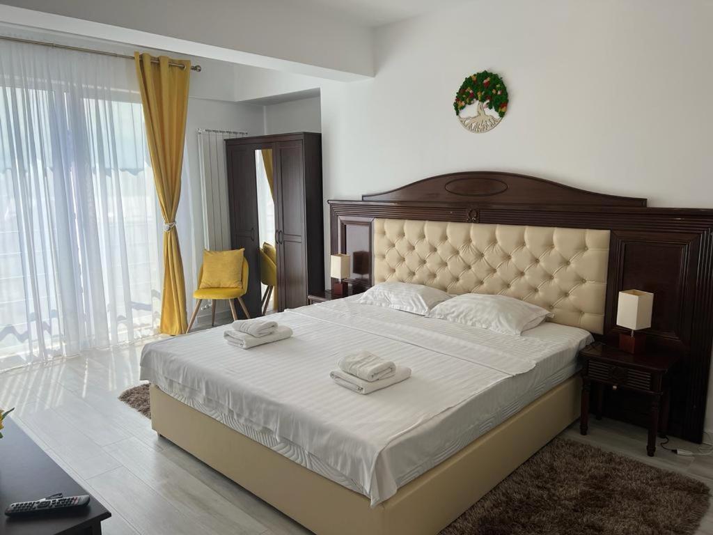 Cozy Accommodation Central City - 雅西 外观 照片