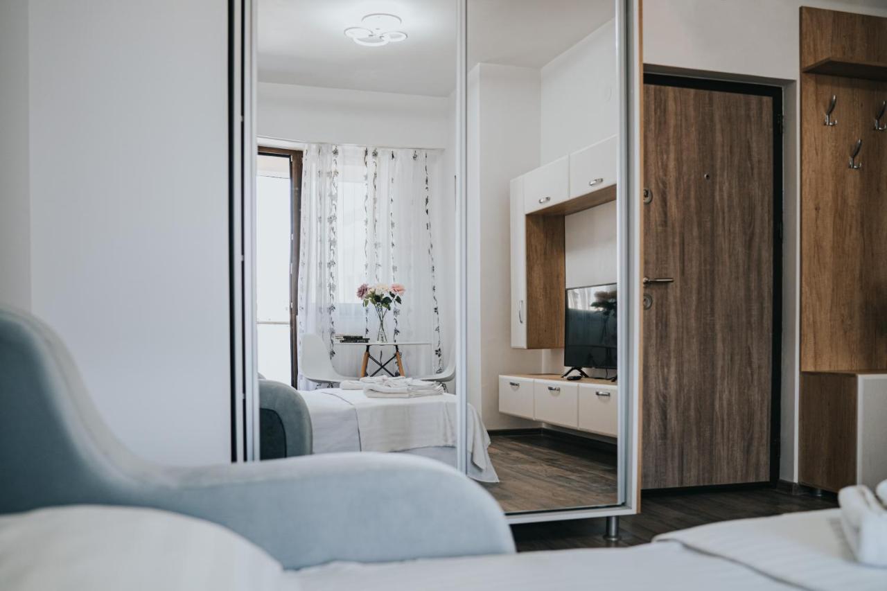 Cozy Accommodation Central City - 雅西 外观 照片