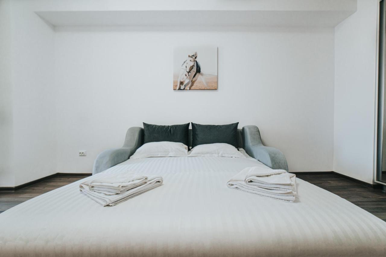 Cozy Accommodation Central City - 雅西 外观 照片