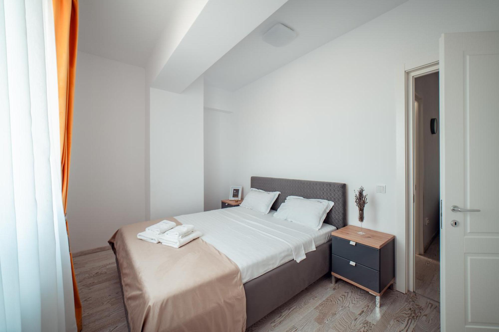Cozy Accommodation Central City - 雅西 外观 照片